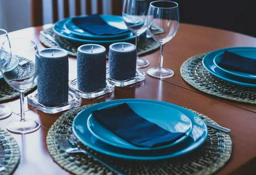 Carin Deluxe I