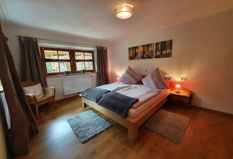 Ferienwohnung Waldhäusl