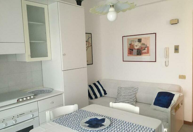 La Joya Sileno Beach