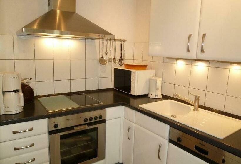 Villa Venezia Mit Wintergarten   300m Zum Strand