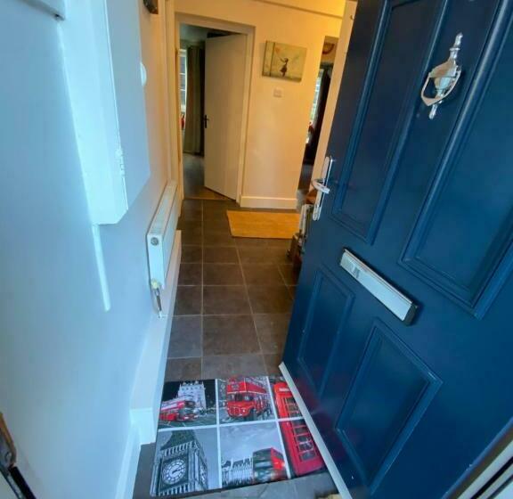 Great Rooms In An Uber Cool Flat! London Bridge