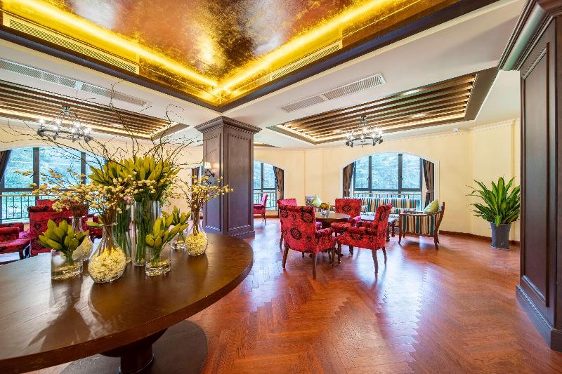 Otel Howard Johnson By Wyndham Yaan Forest Resort