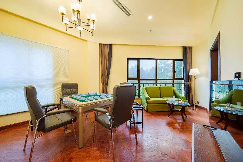 Hotelli Howard Johnson By Wyndham Yaan Forest Resort