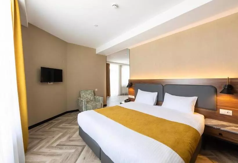 هتل Komorebi Bakuriani Resort