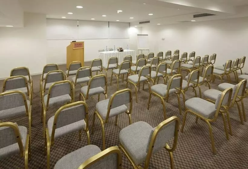 Melpo Antia Hotel & Suites