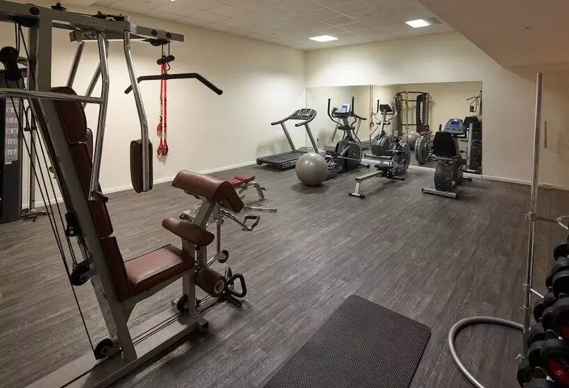 Melpo Antia Hotel & Suites