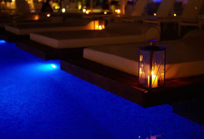 Melpo Antia Hotel & Suites