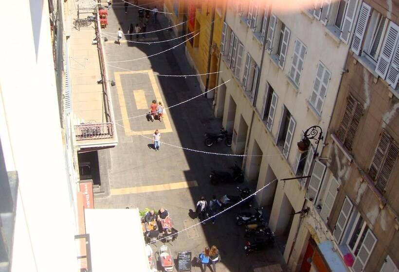 호텔 Hôtel De L Ariana