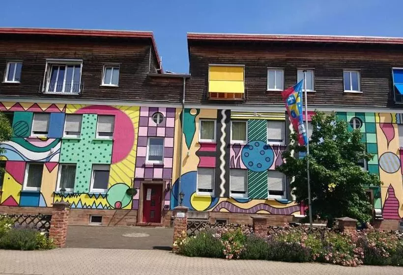 Szálloda & Auberge Le Journal