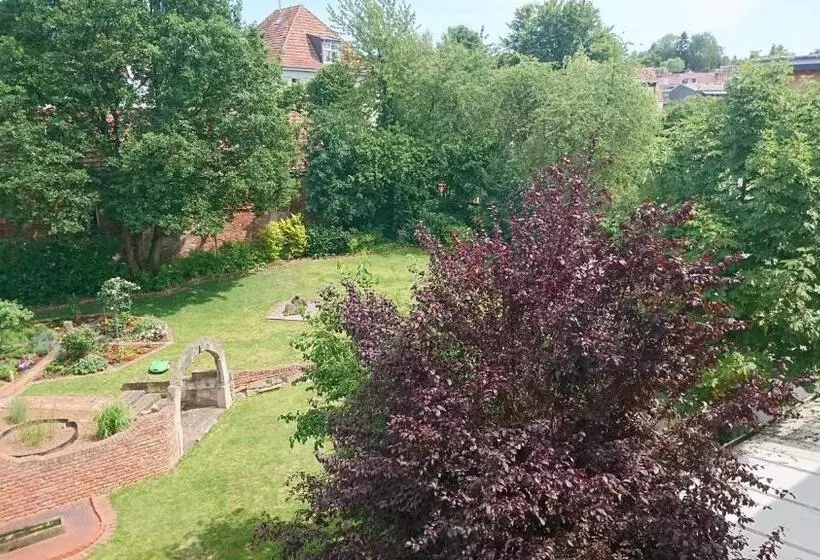 Szálloda & Auberge Le Journal