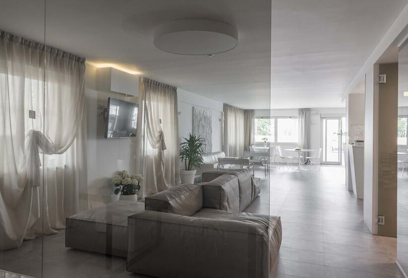 בית מלון כפרי Commodore