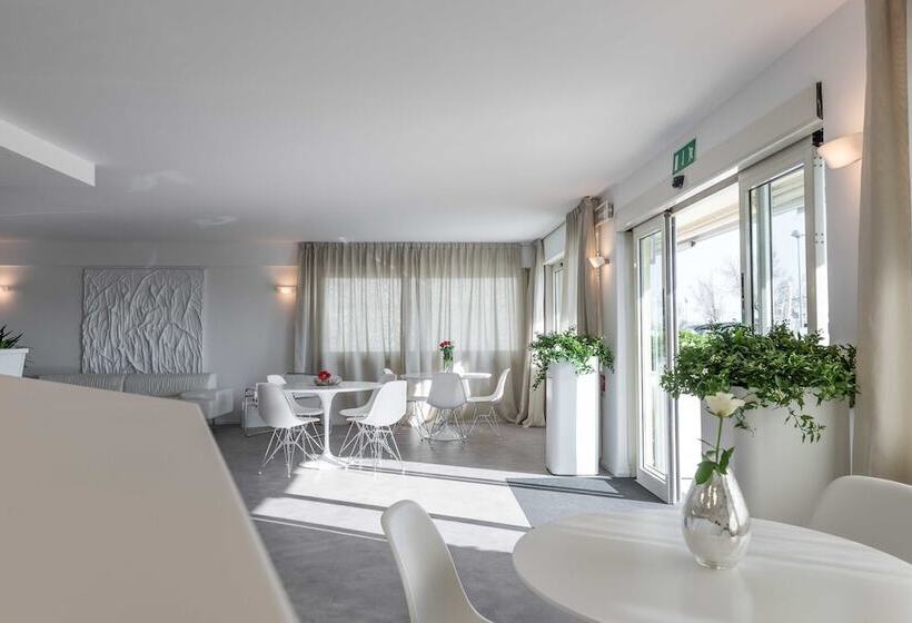 בית מלון כפרי Commodore