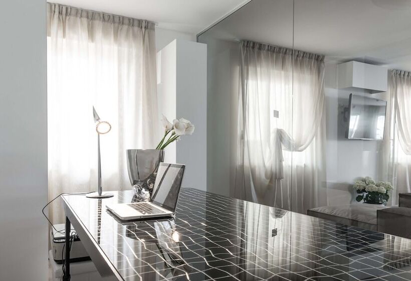 בית מלון כפרי Commodore