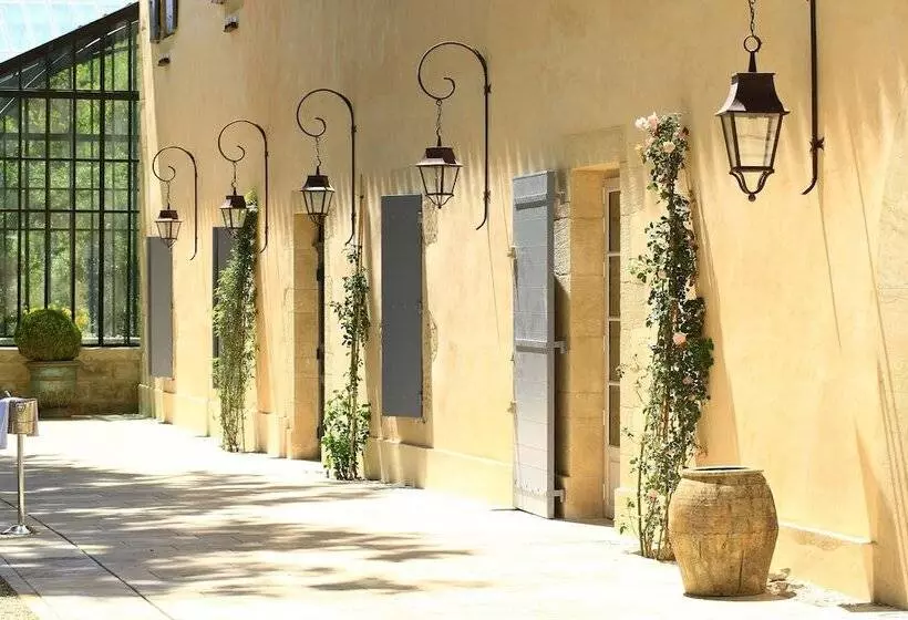 Отель Domaine De Manville