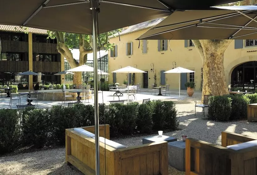 Отель Domaine De Manville