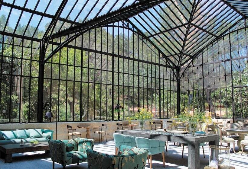 Отель Domaine De Manville