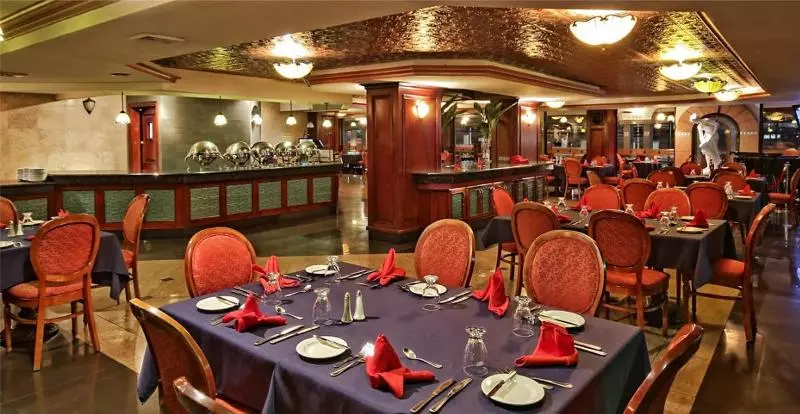 هتل Florencia Plaza