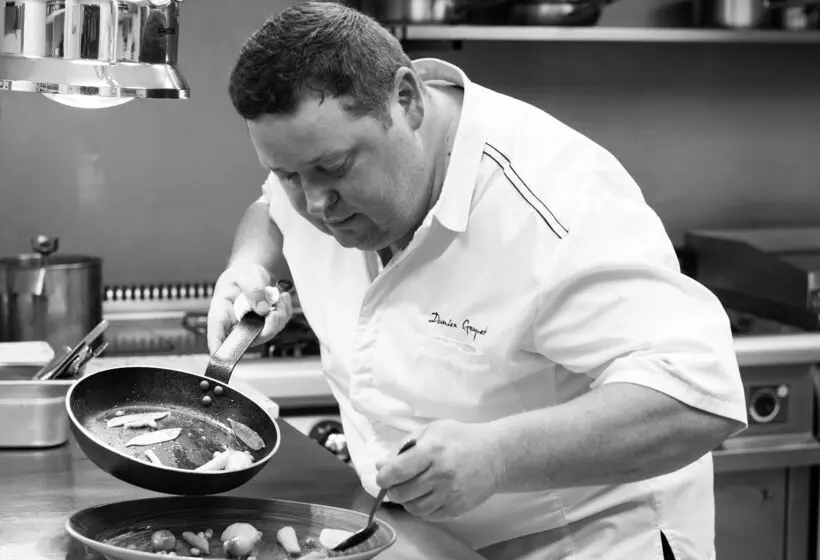 ホテル Hôtel Traiteur Les Ormes, The Originals Relais