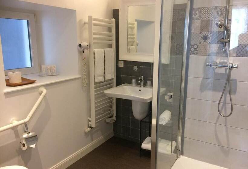 فندق Hôtel Traiteur Les Ormes, The Originals Relais