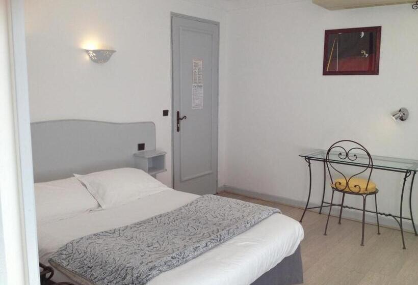 هتل Hôtel Lou Caleù Restaurant Le Rocher Des Abeilles