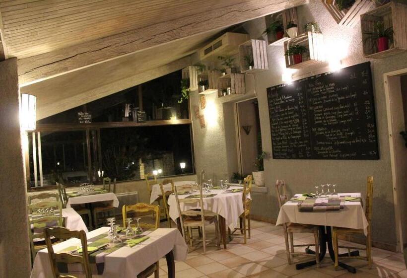 هتل Hôtel Lou Caleù Restaurant Le Rocher Des Abeilles