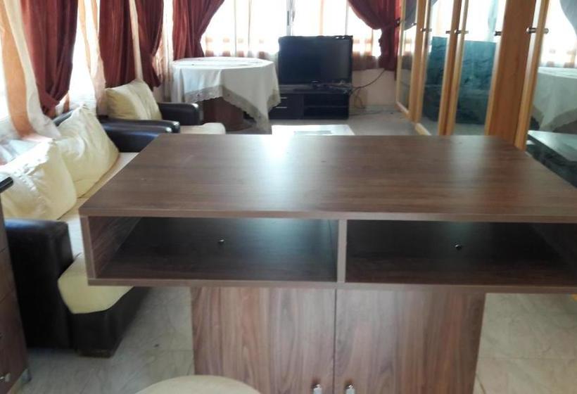 هتل And Residence King George