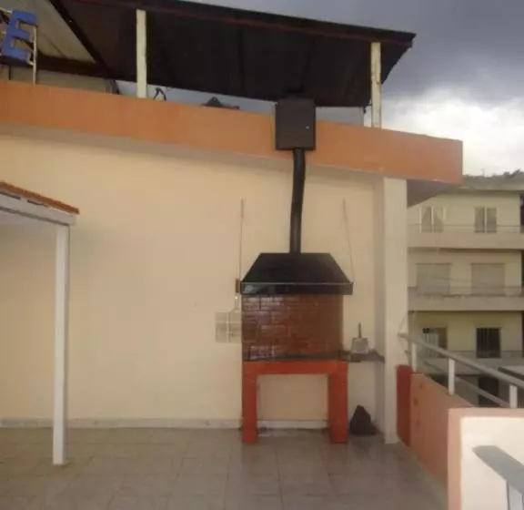 هتل And Residence King George