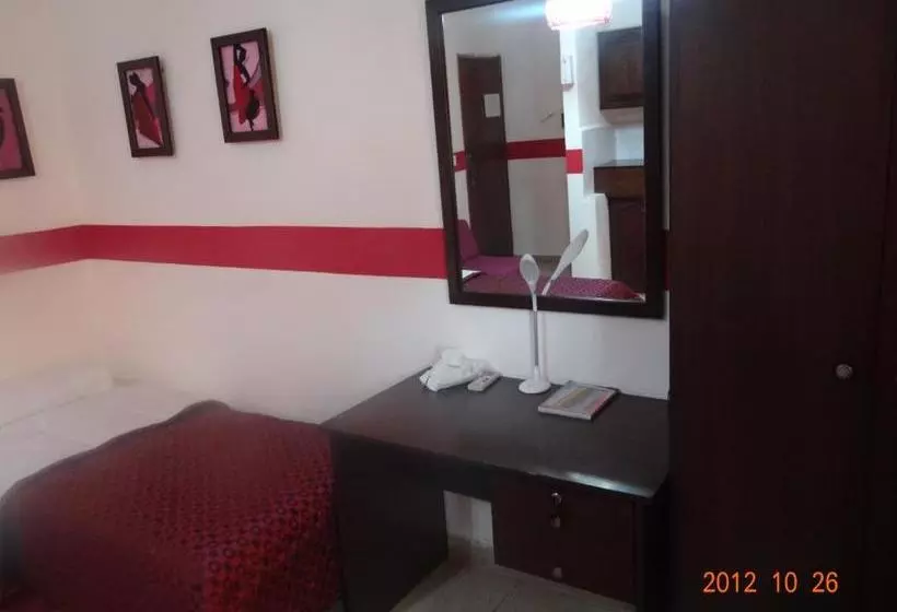 هتل And Residence King George