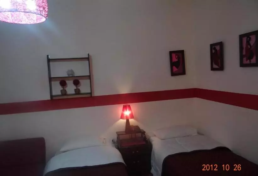 هتل And Residence King George