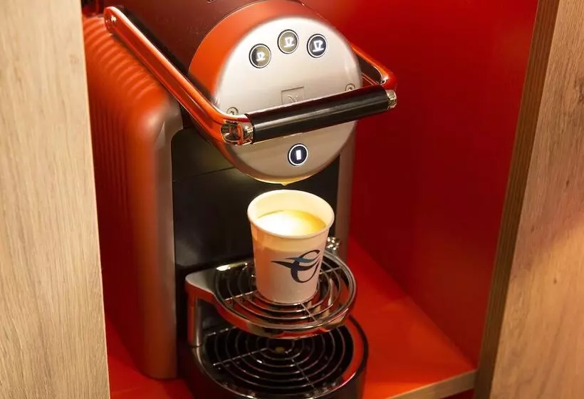 ホテル Oceania Paris Roissy Cdg