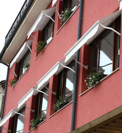 Отель Par Avion