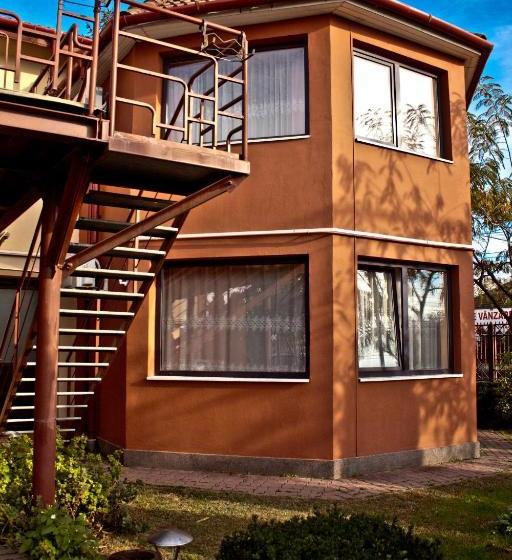 Hotel Pensiunea Vlad Home