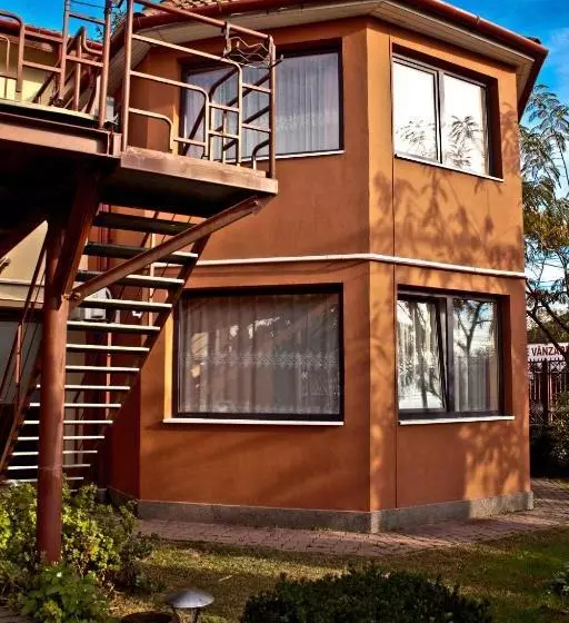 호텔 Pensiunea Vlad Home