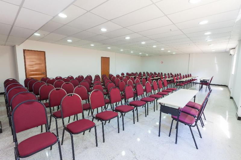 هتل Rede Andrade Hangar