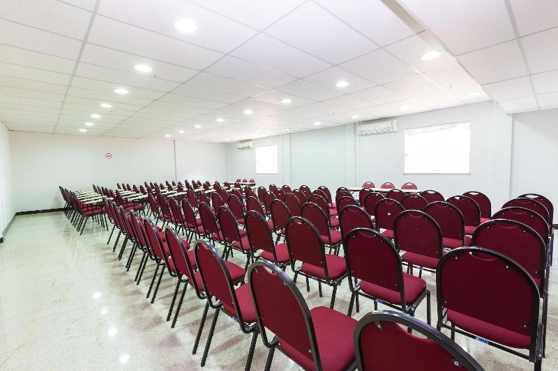 هتل Rede Andrade Hangar