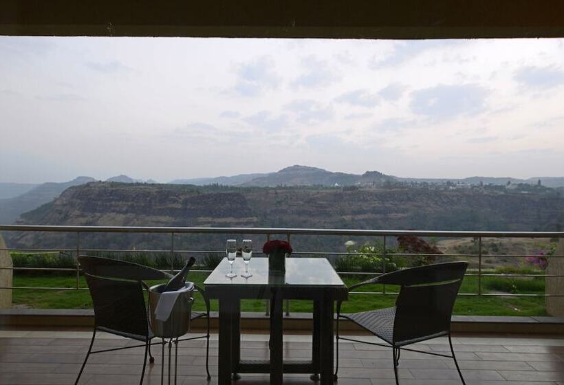 호텔 The Dukes Retreat, Khandala