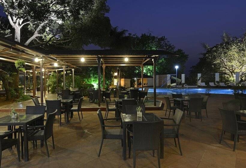 호텔 The Dukes Retreat, Khandala