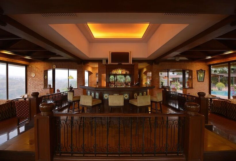 호텔 The Dukes Retreat, Khandala