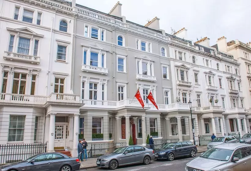 בית מלון כפרי The Exhibitionist