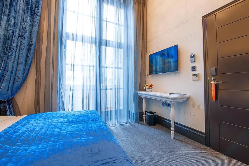 Hotel The Exhibitionist