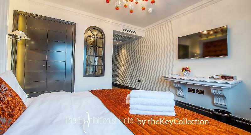 Hotel The Exhibitionist