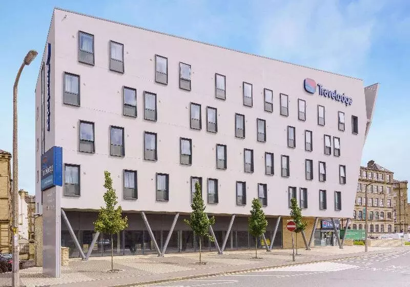 Отель Travelodge Bradford Central