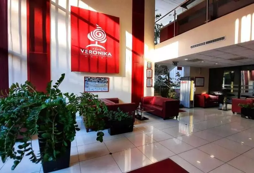 فندق Veronika