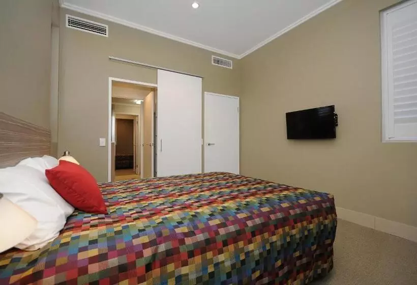 Laguna Serviced Apartments