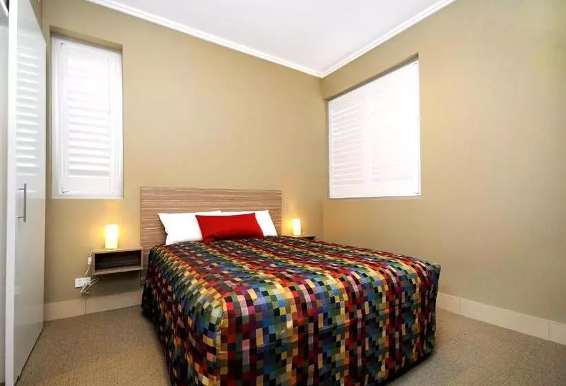 Laguna Serviced Apartments