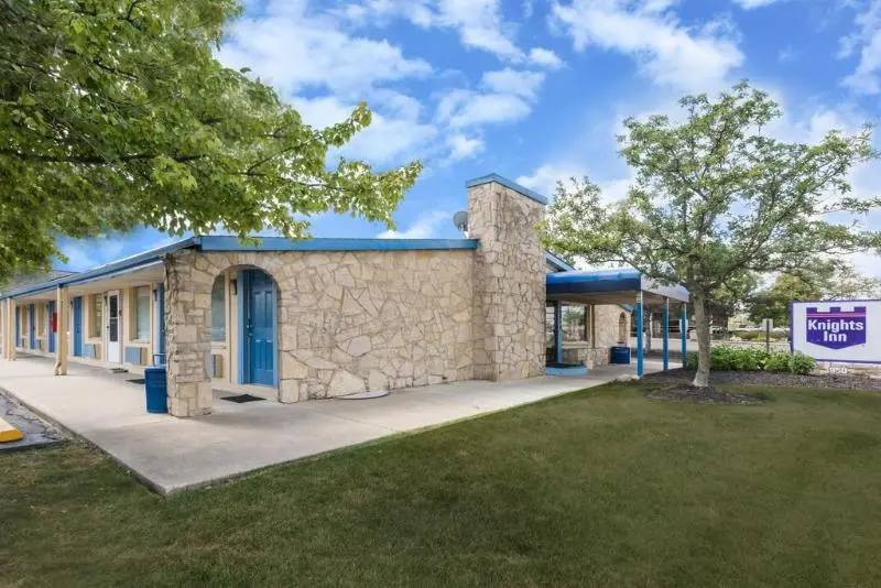 モーテル Hilliard Motor Lodge