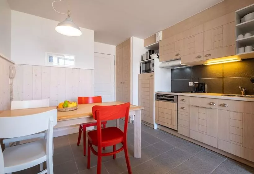 Pierre & Vacances Premium Residence De La Plage