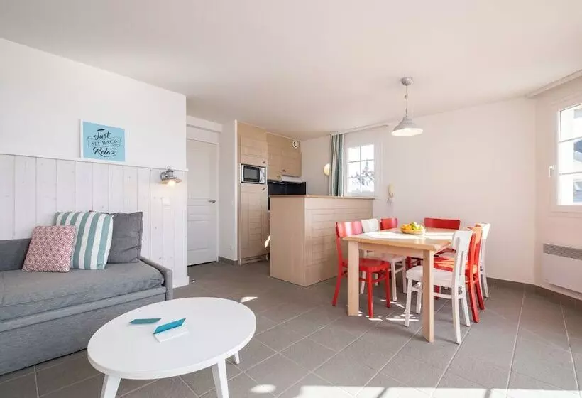 Pierre & Vacances Premium Residence De La Plage