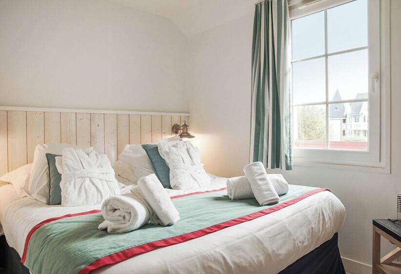 Pierre & Vacances Premium Residence De La Plage