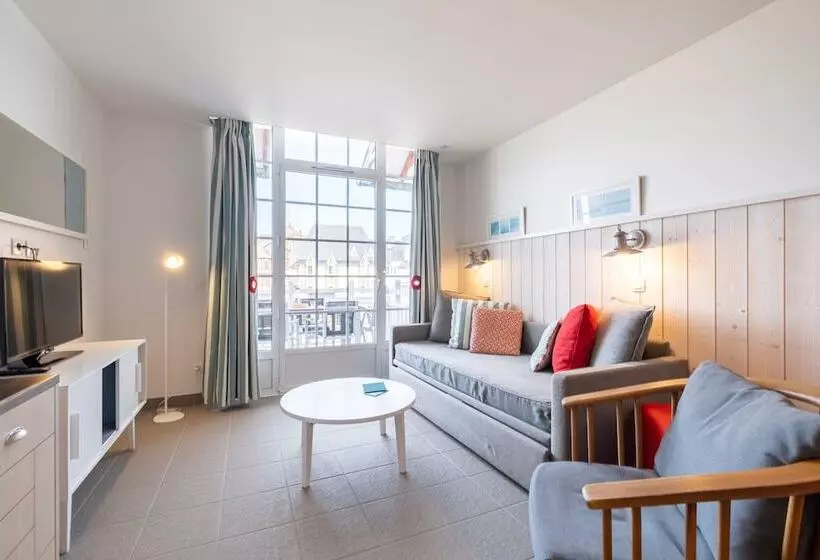 Pierre & Vacances Premium Residence De La Plage